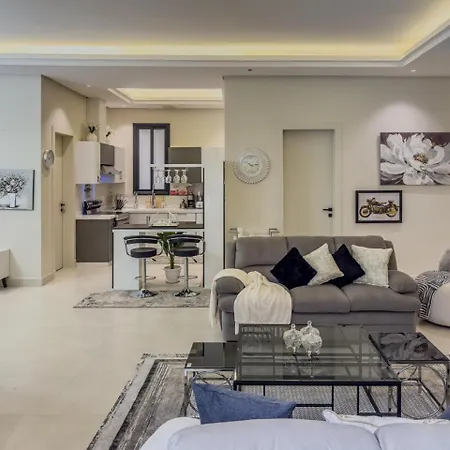 Luxarystay Riyadh Exterior photo