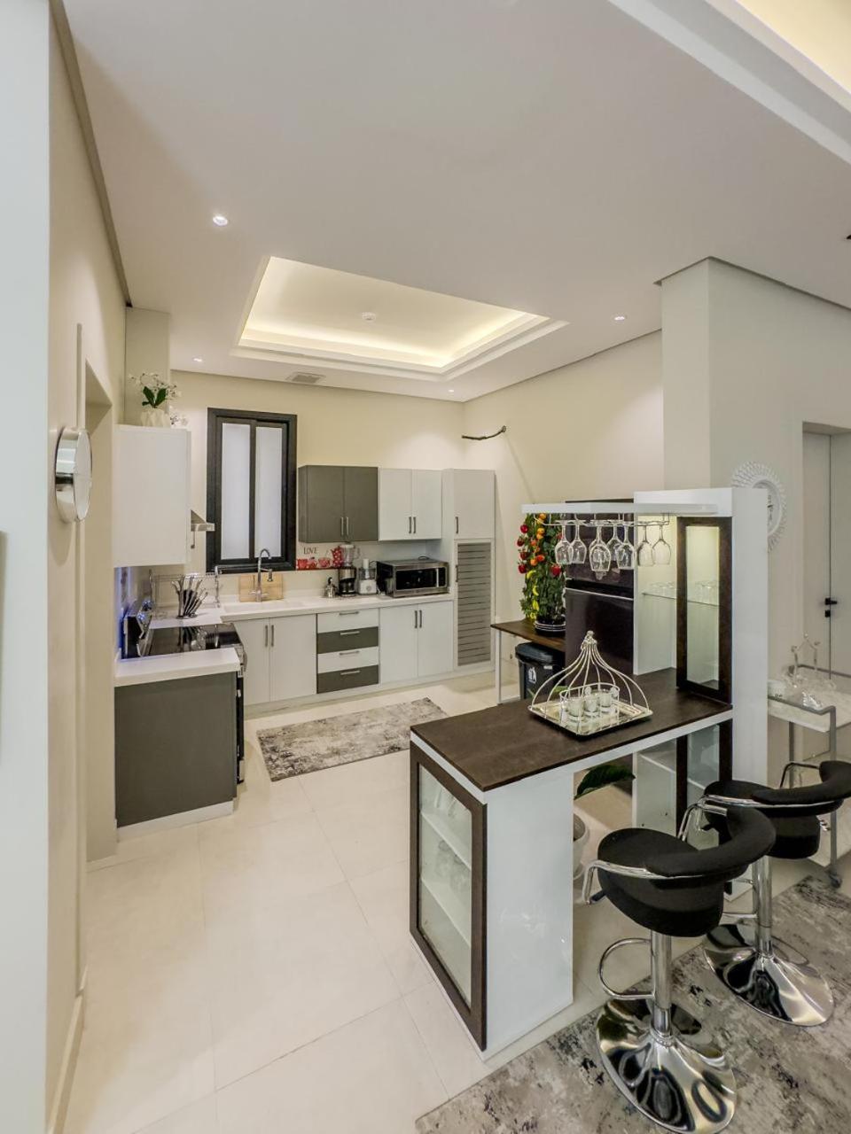 Luxarystay Apartment *